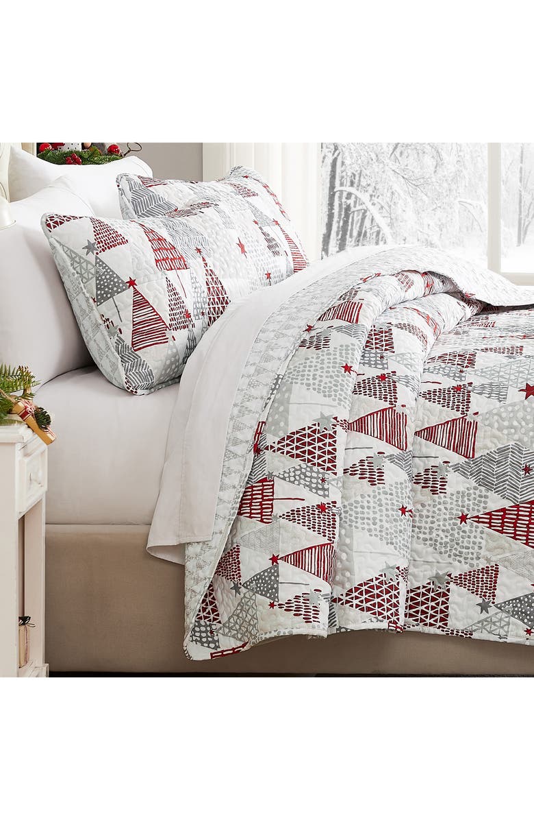 SOUTHSHORE FINE LINENS Merry and Bright Oversize Holiday Quilt Set, Alternate, color, Merry And Bright
