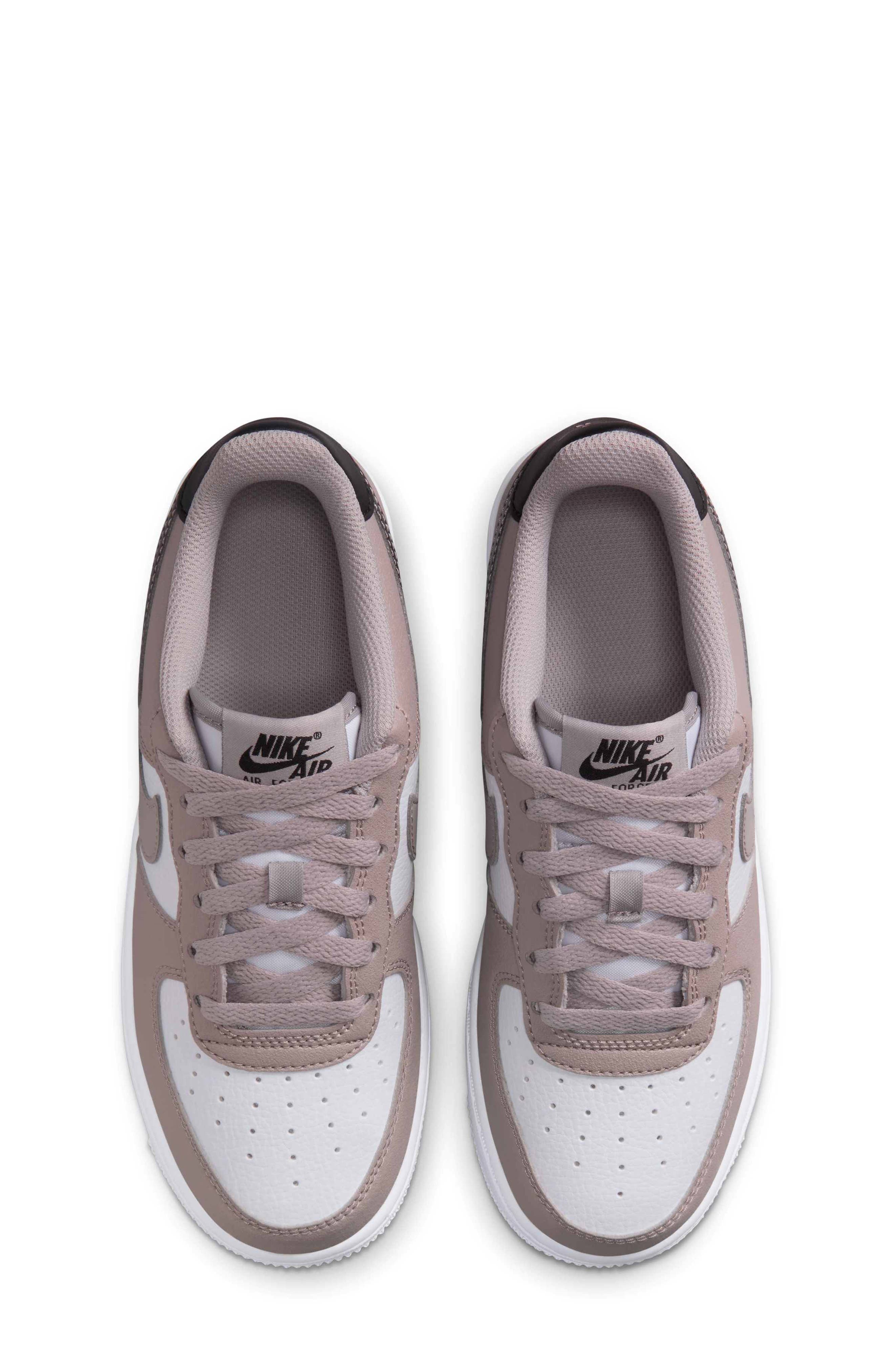 Nike Air Force 1 Basketball Sneaker, Alternate, color, 