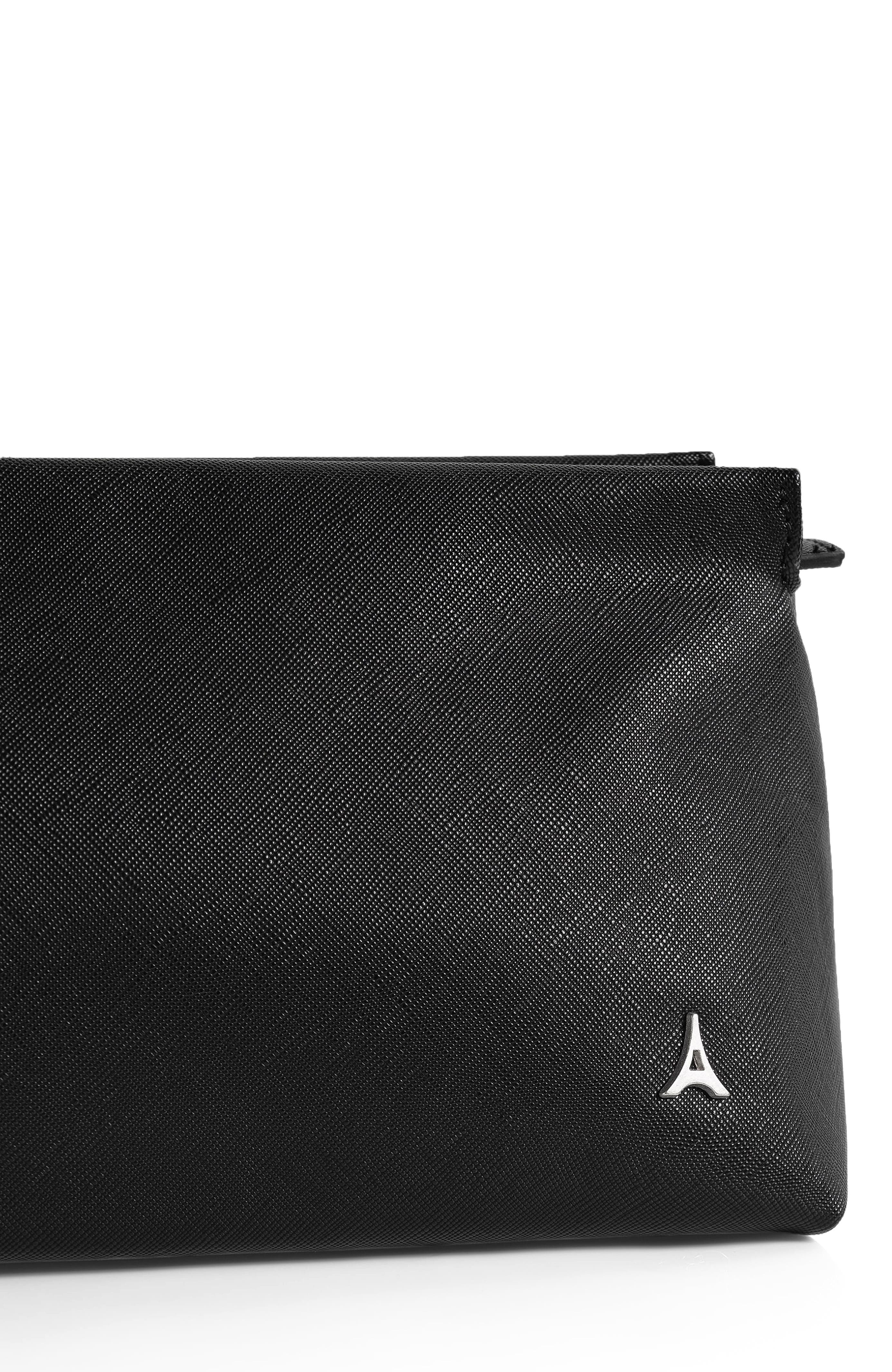 Manière De Voir Jessy Textured Leather Washbag, Alternate, color, Black