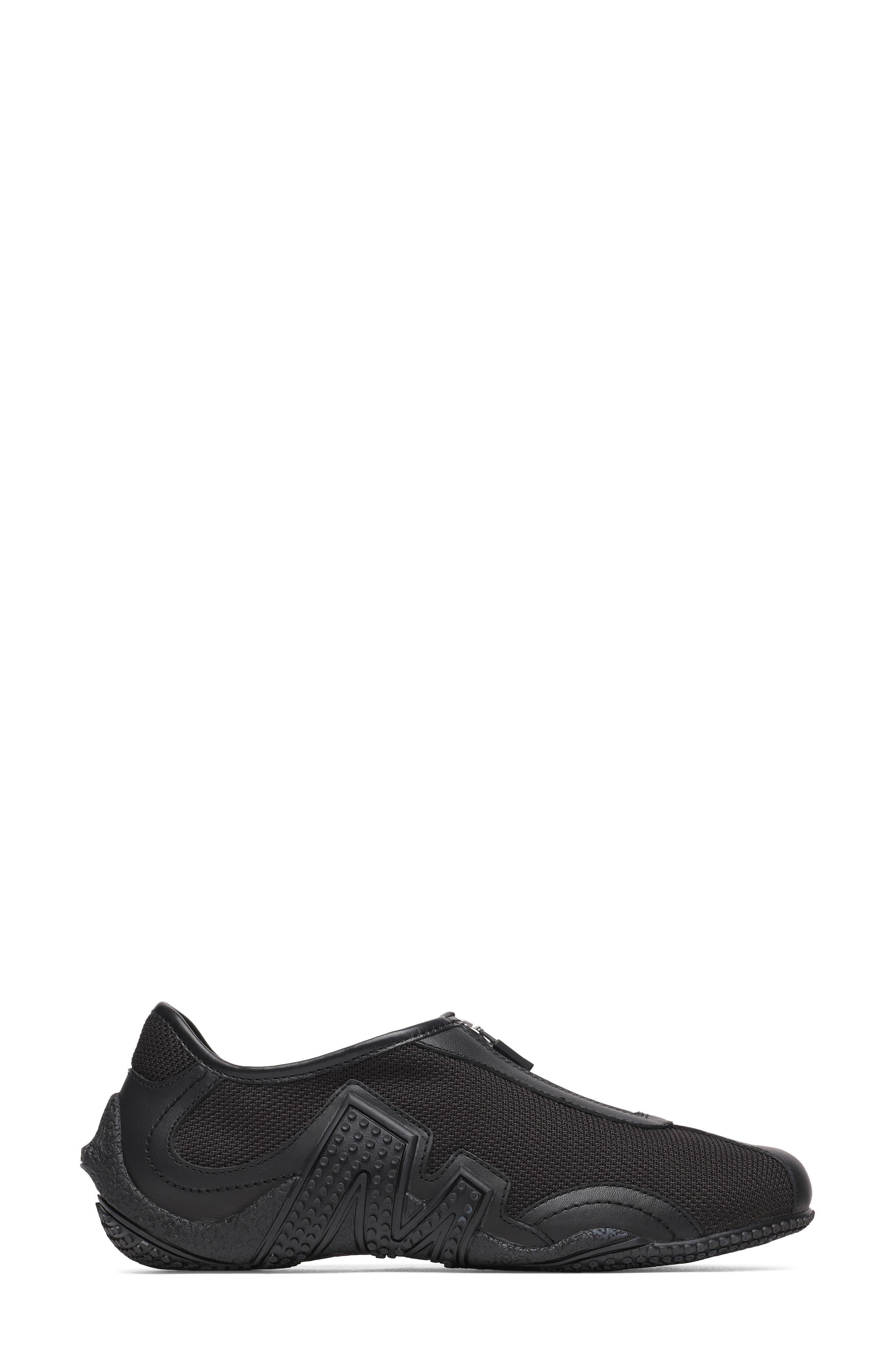 Relay Fly Zip SE Sneaker, Alternate, color, BLACK