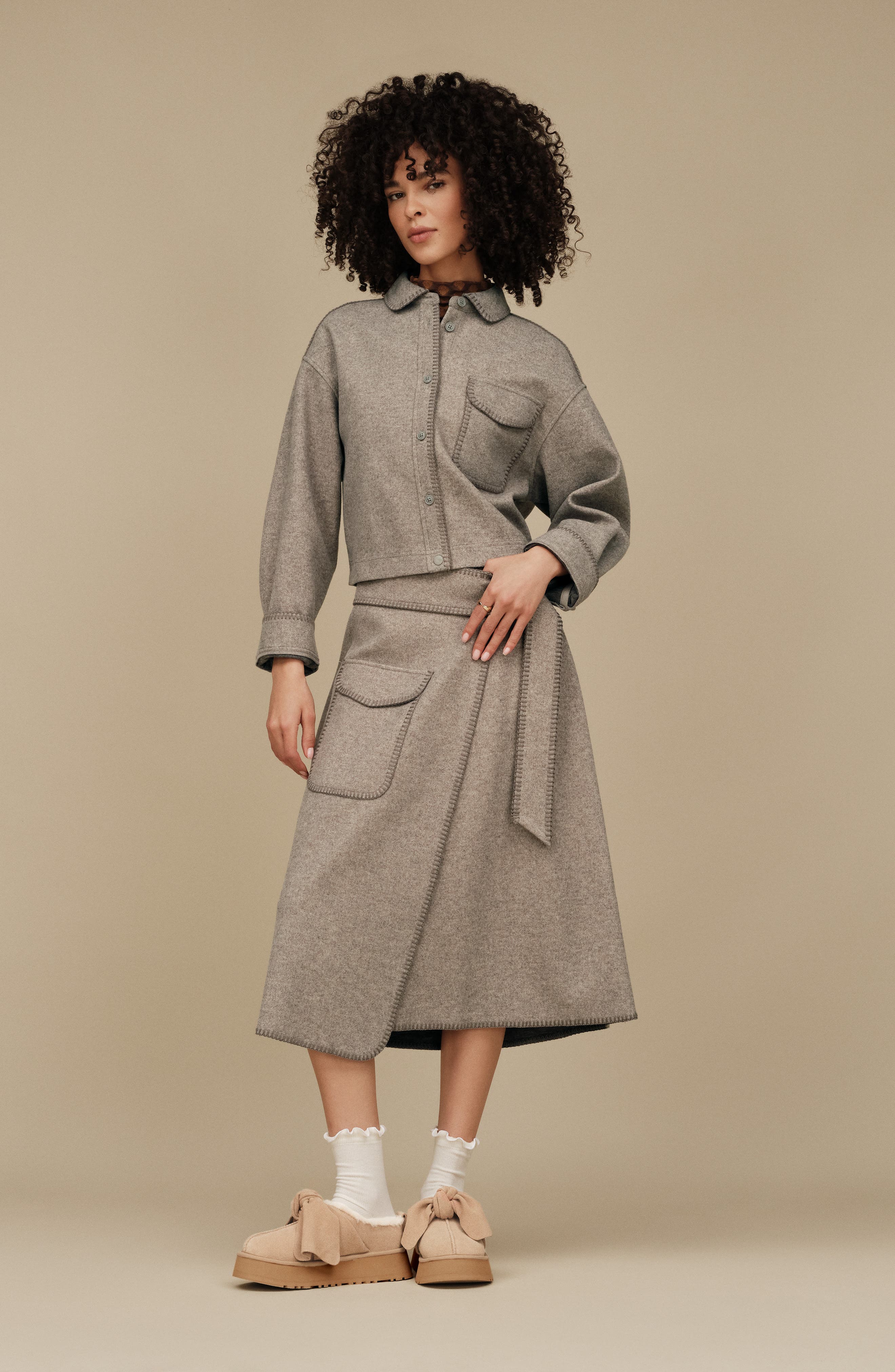 UGG<sup
®</sup
 Classic Mini Bow Genuine Shearling Lined Slipper, Alternate, color, 