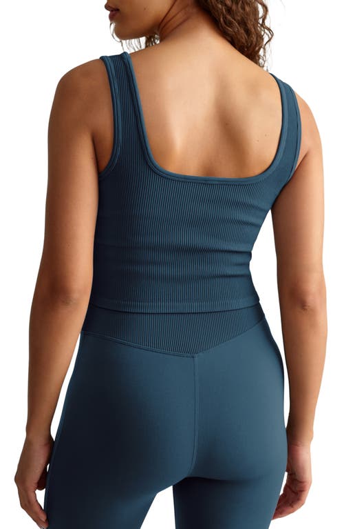 Rhone Embrace Seamless Rib Crop Top In Blue