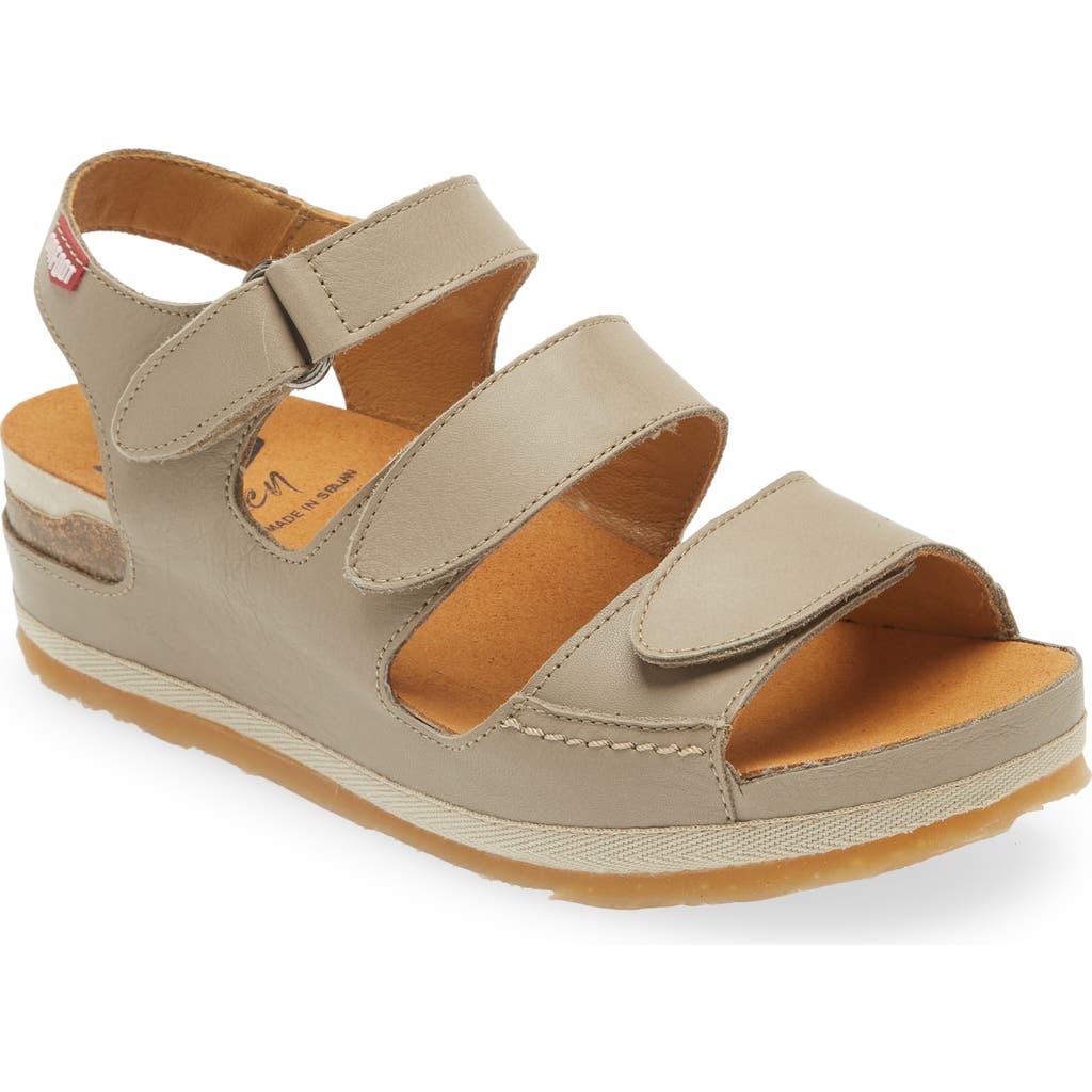 On Foot 201 Slingback Platform Sandal in Taupe Leather  product