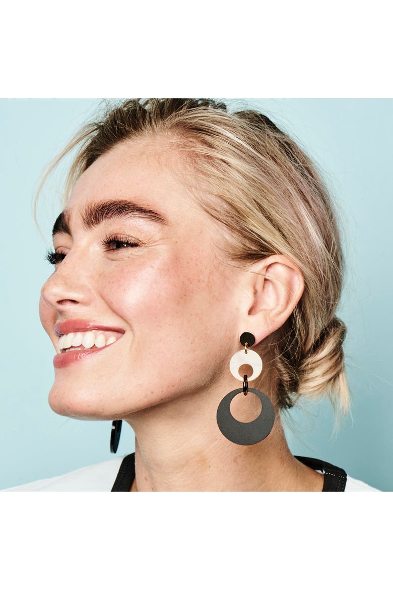 Swinging Circle Drop Earrings, Alternate, color, Black & White Tortoiseshell