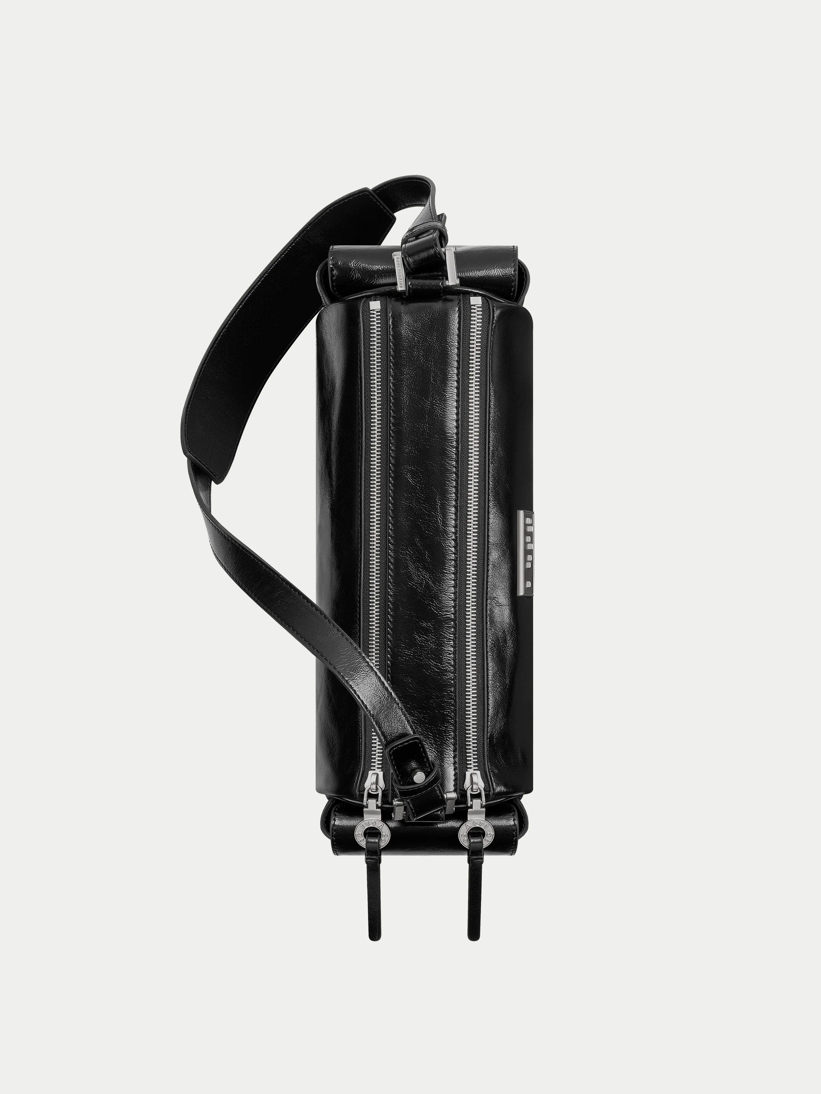 Aest Studios Capture Medium Sling Bag, Alternate, color, Black