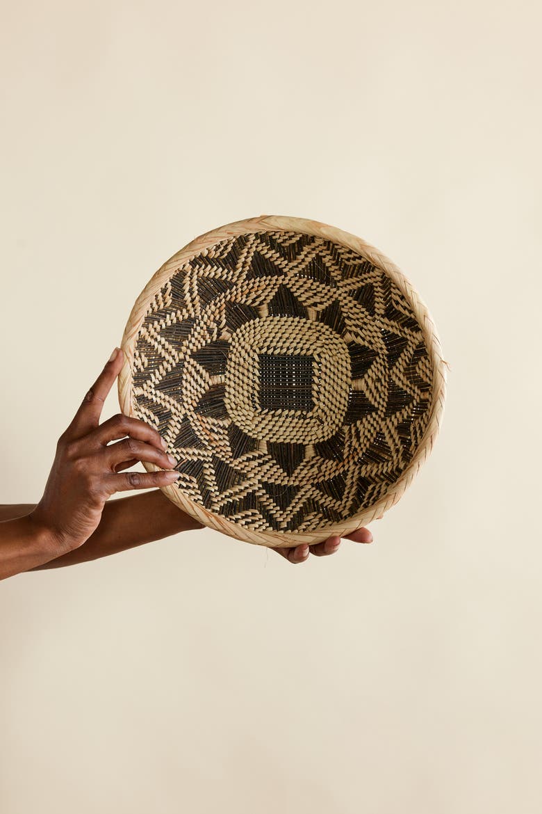 Munyumbwe Winnowing Wall Basket, Alternate, color, Natural - Medium