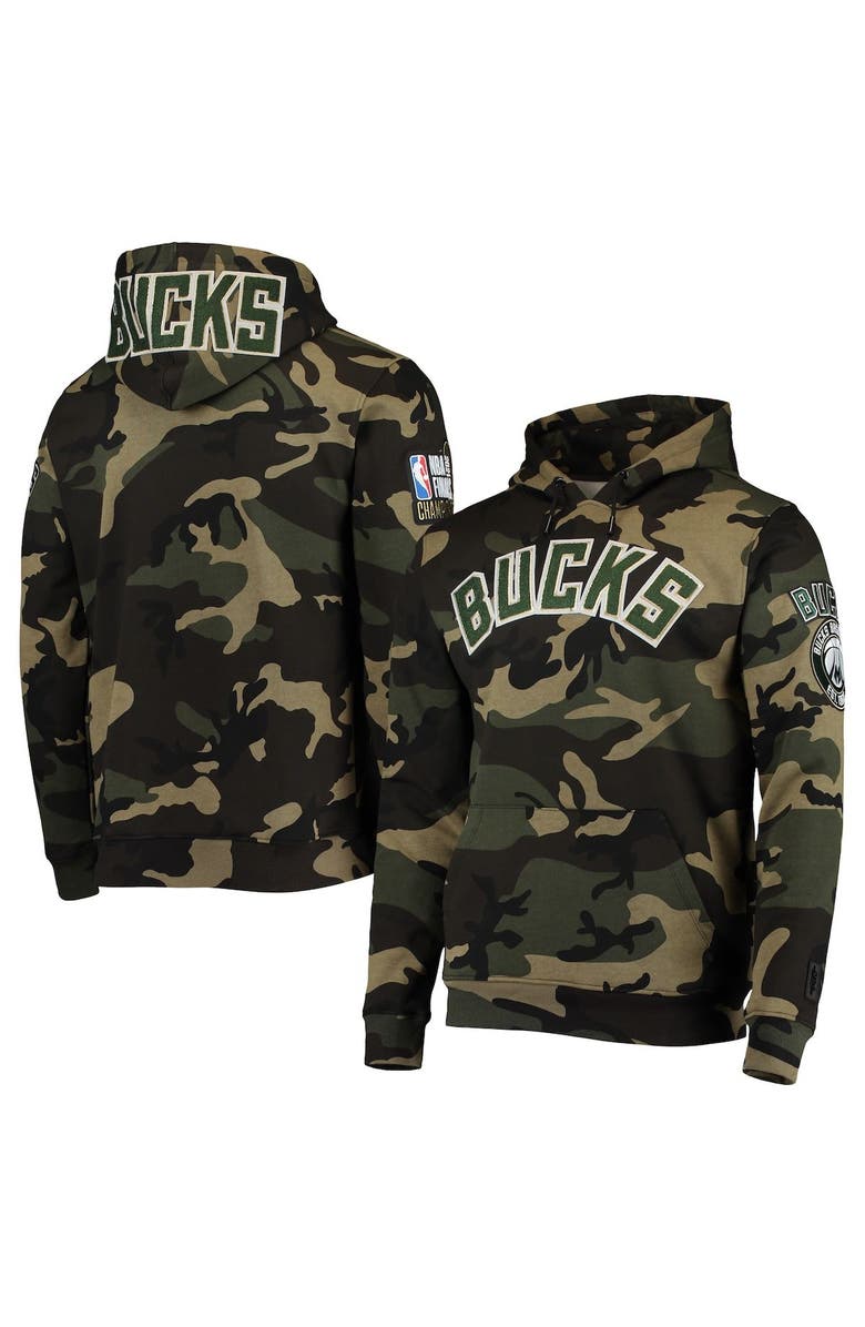 PRO STANDARD Men's Pro Standard Camo Milwaukee Bucks Team Pullover Hoodie, Main, color, 