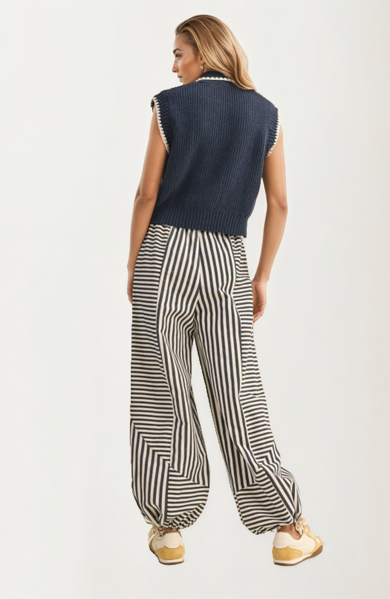 Knit and Lounge Sleeveless Knit Oversized Bow Collar Contrast Trim Vest, Alternate, color, Navy Blue