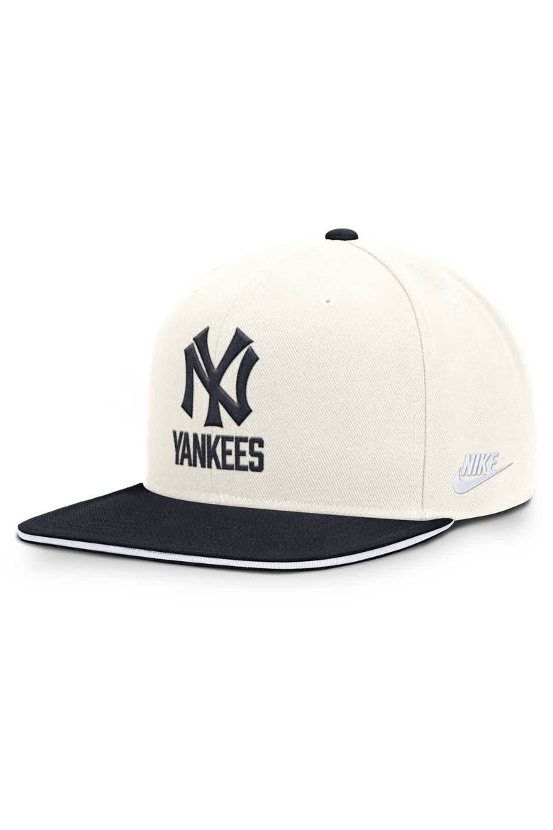 Men's Nike Cream/Navy New York Yankees Cooperstown Pro Dri-FIT Snapback Hat, Main, color, Cream
