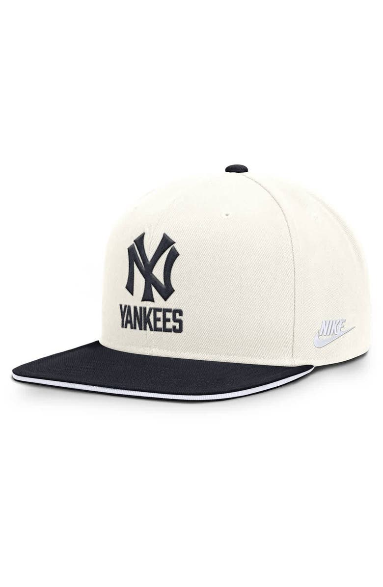 Nike Men's Nike Cream/Navy New York Yankees Cooperstown Pro Dri-FIT Snapback Hat, Main, color, Cream