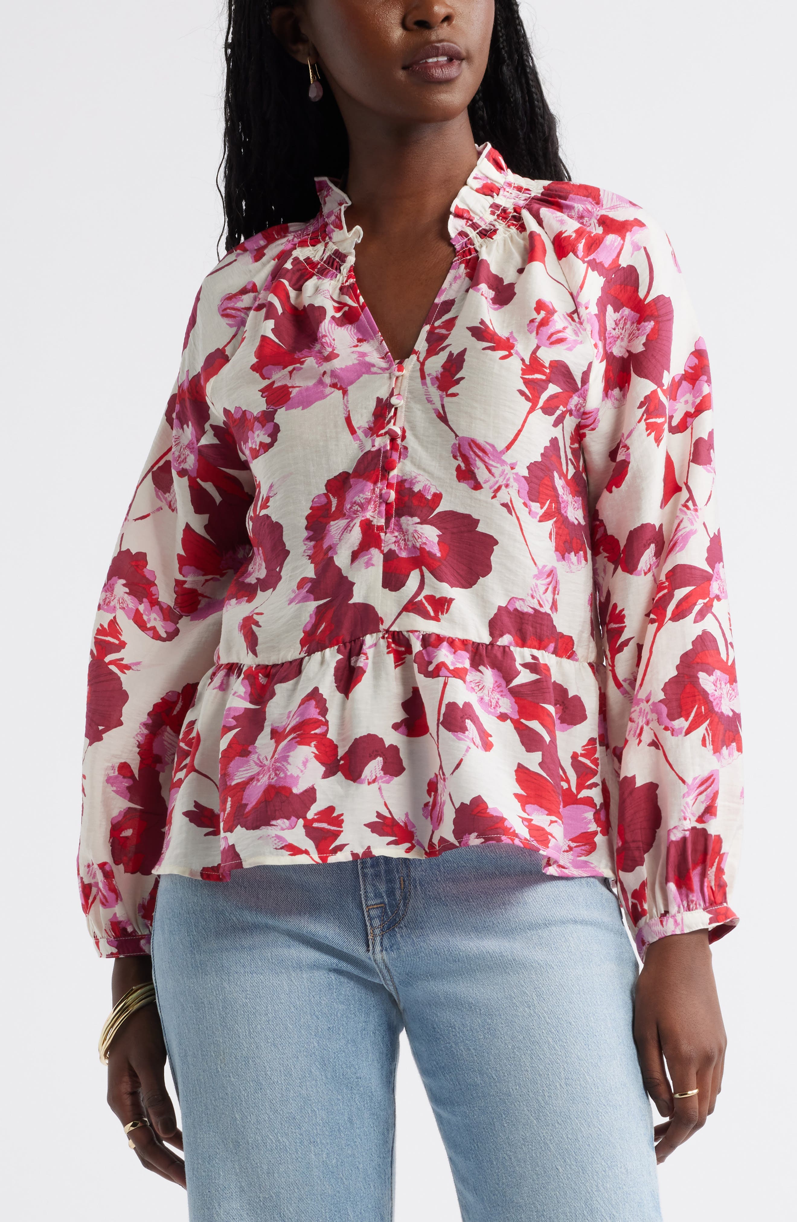 selected IVORY- RED BLOOMING COSMOS