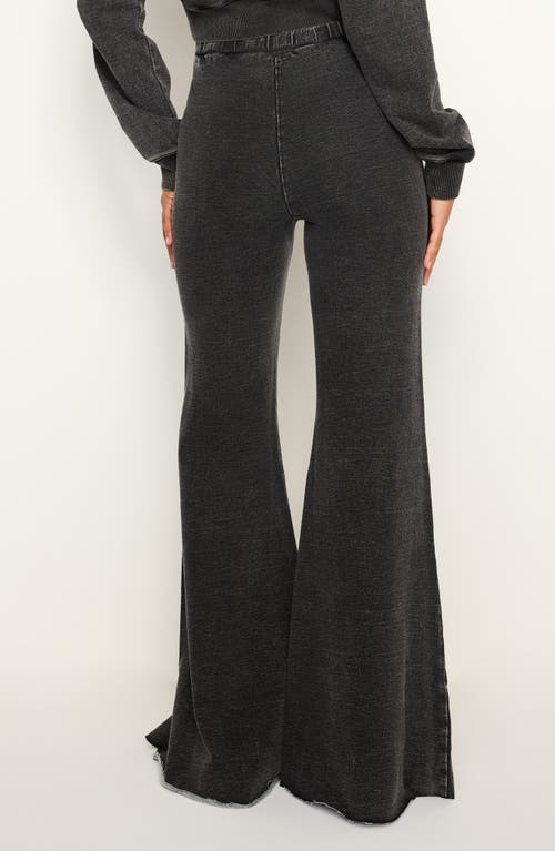 GOOD AMERICAN GOOD AMERICAN JEANIUS FLARE PANTS