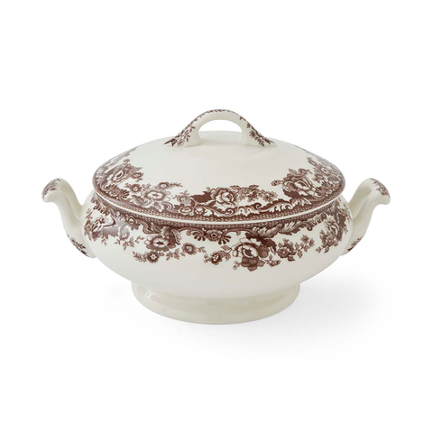 Delamere Covered Vegetable Dish 9"