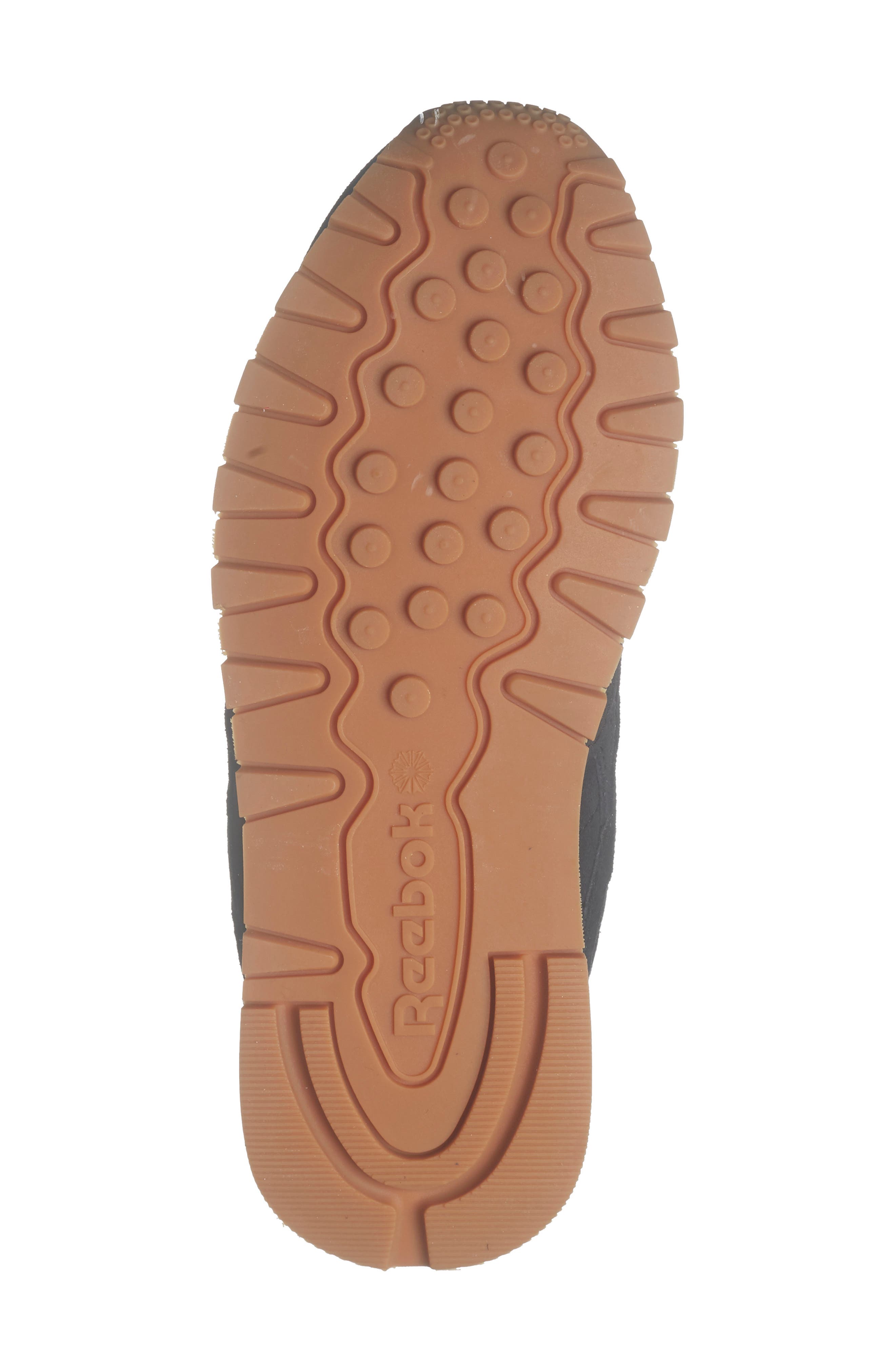 Classic Leather Sneaker, Alternate, color, BLACK/CHALK/GUM