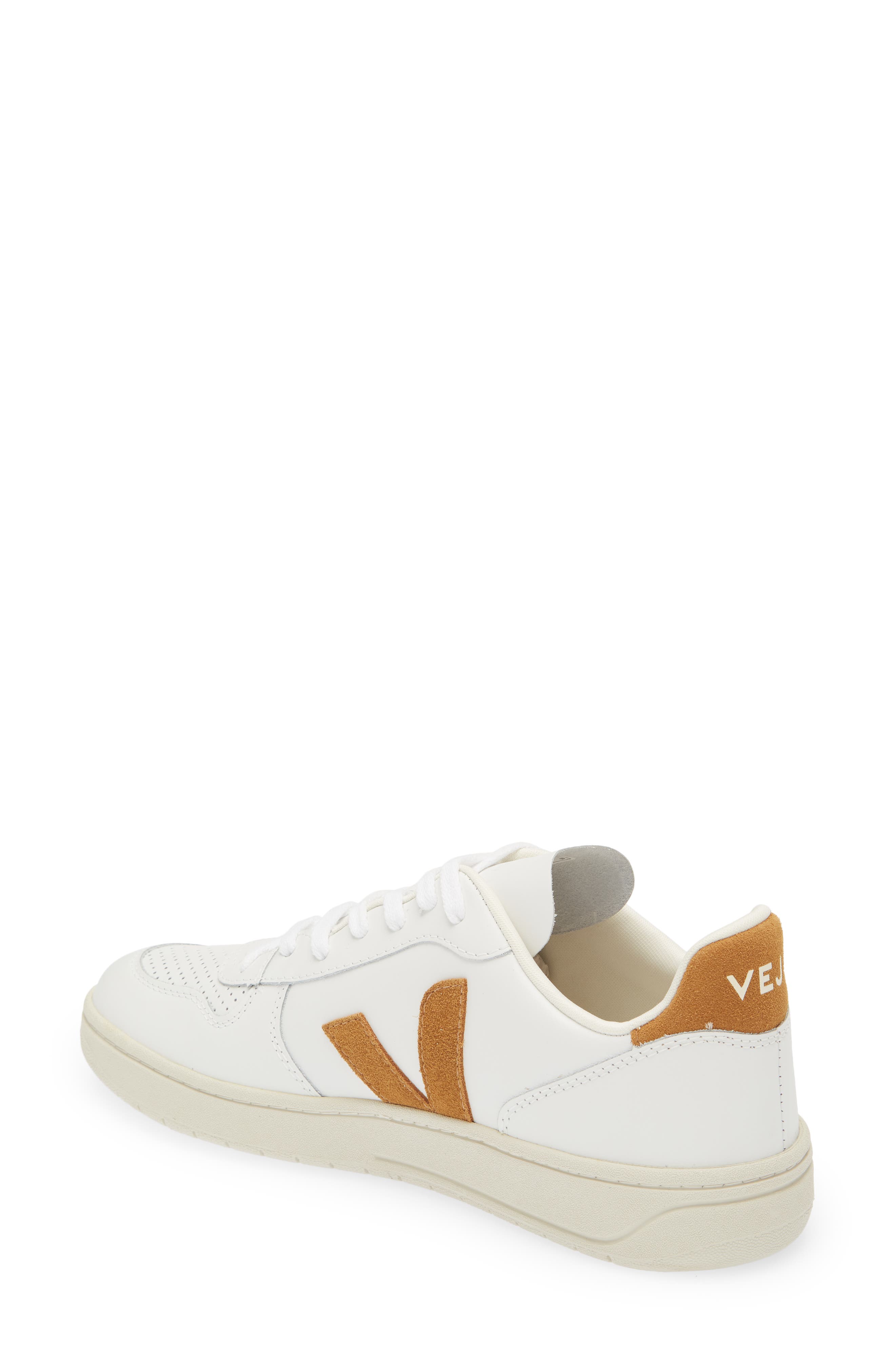 V-10 Sneaker, Alternate, color, EXTRA WHITE CAMEL
