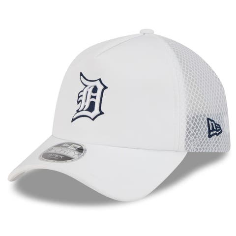 Men's New Era White Detroit Tigers 2026 Batting Practice Apex 9FORTY Adjustable Trucker Hat