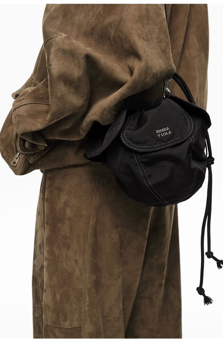 Bimba y Lola Woven Petalo Bag, Alternate, color, Black