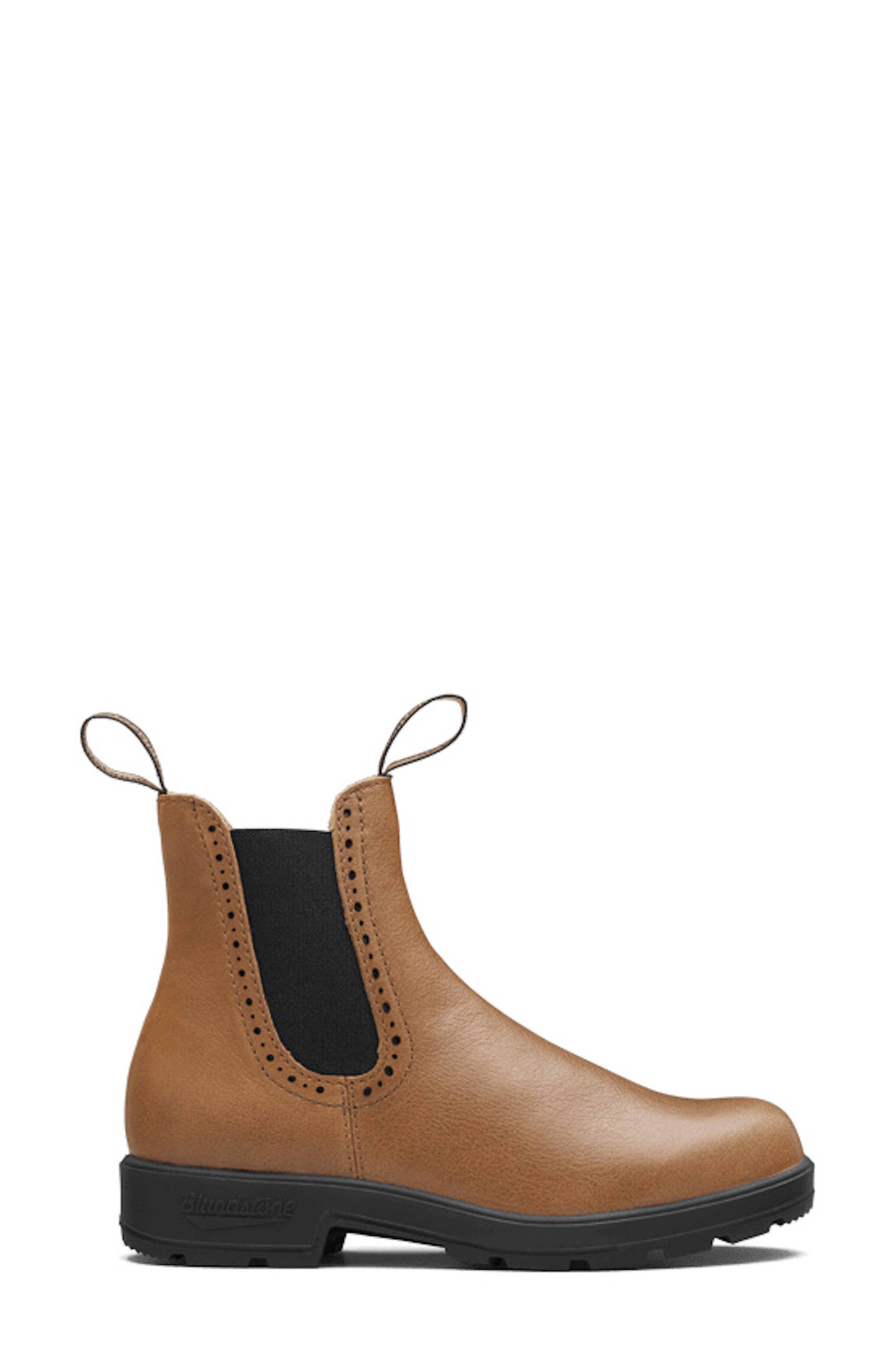 Blundstone Footwear Water Resistant Chelsea Boot, Alternate, color, Camel