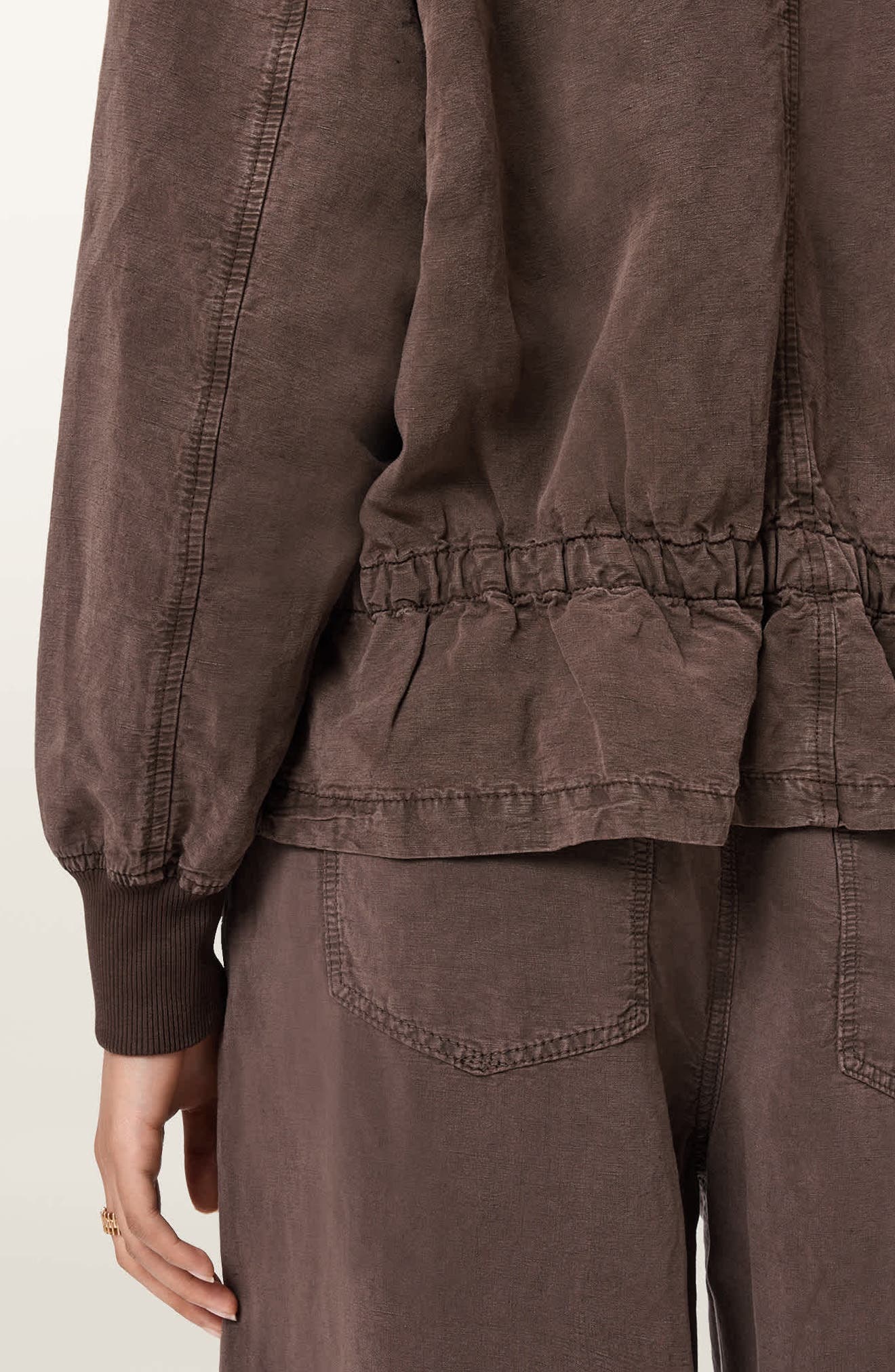 Женские куртки AllSaints Sofi Bomber Jacket — фото 8