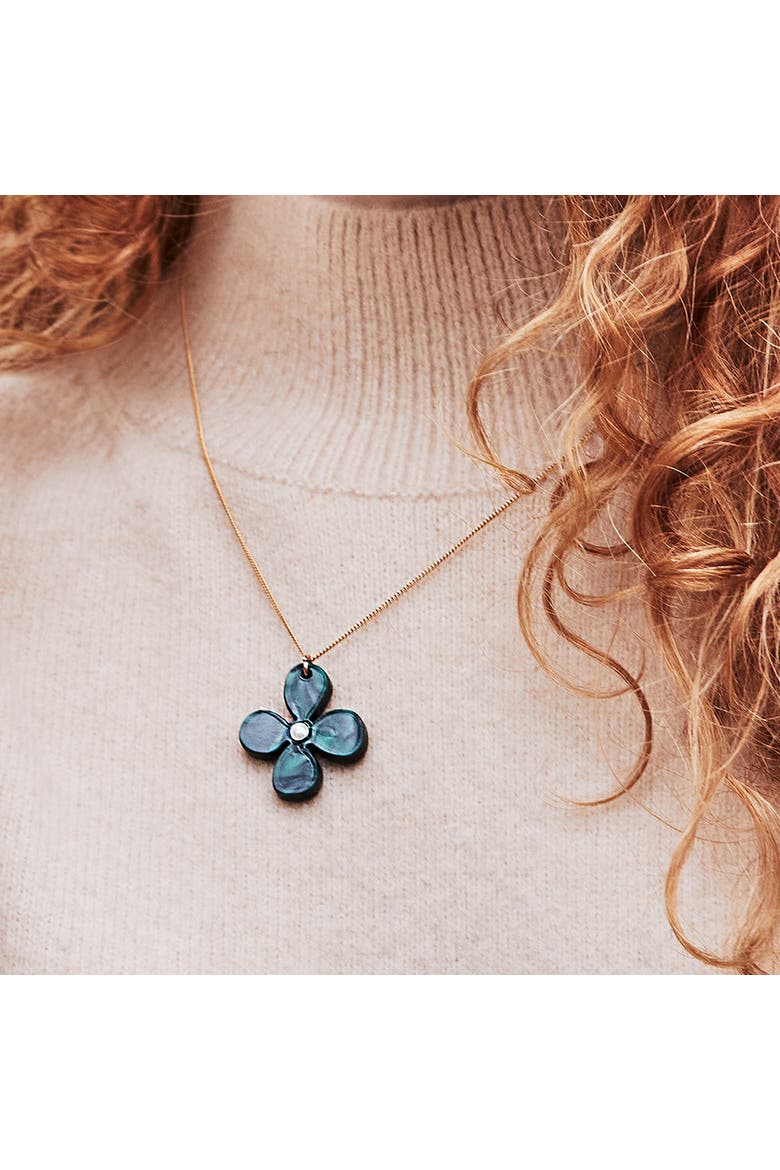 Daisy Pendant Necklace - Emerald Pearl, Alternate, color, Emerald Pearl