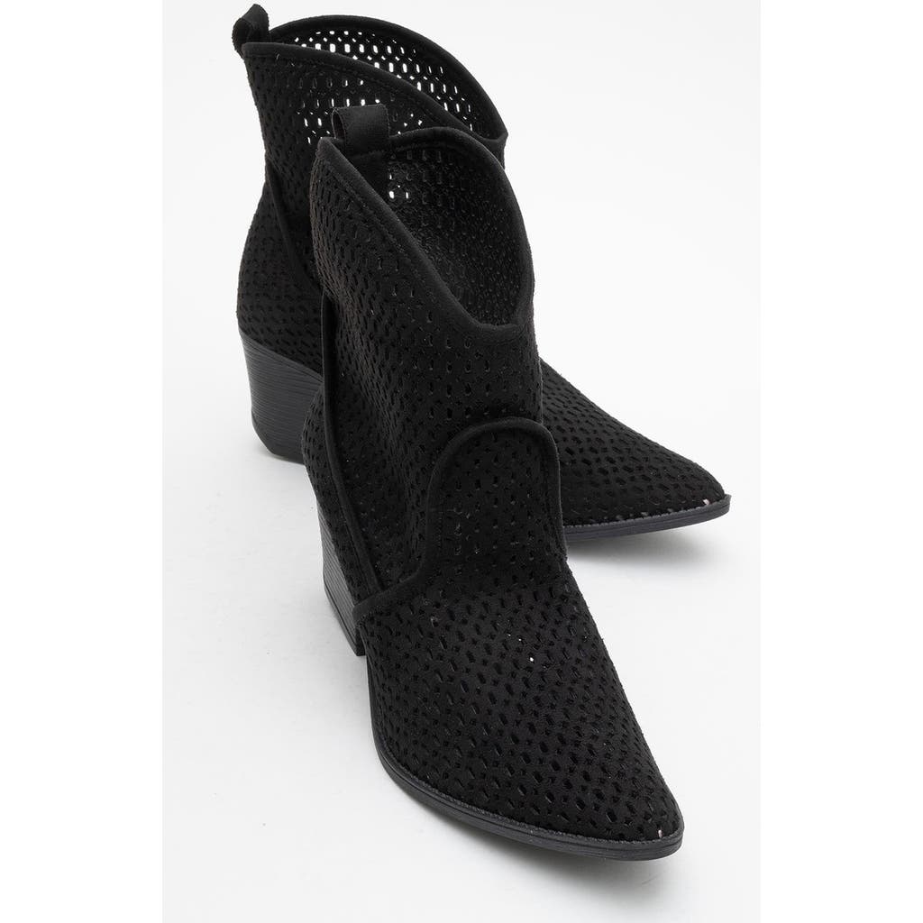 Prologue Shoes Pera Block Heel Boot In Black