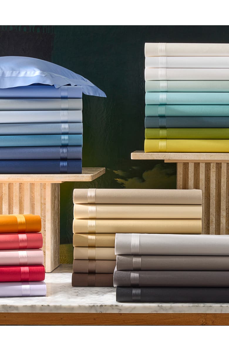 Matouk Nocturne Duvet Cover, Alternate, color, Black