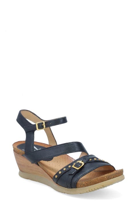 Sophee Wedge Sandal (Women)