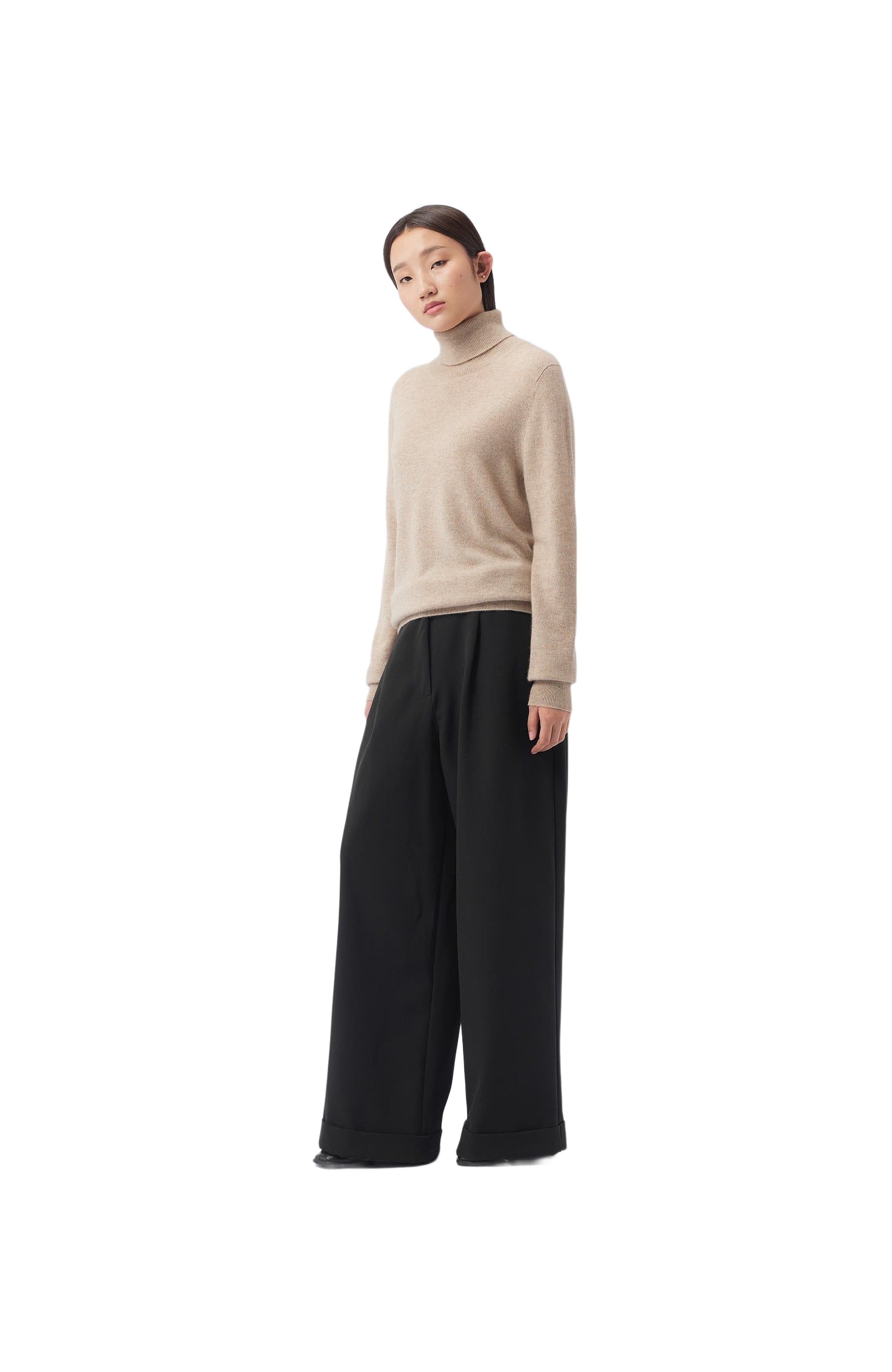 Essential Cashmere Turtleneck Sweater - image 5