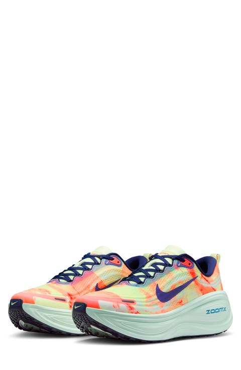 Vomero Plus Running Shoe (Men)