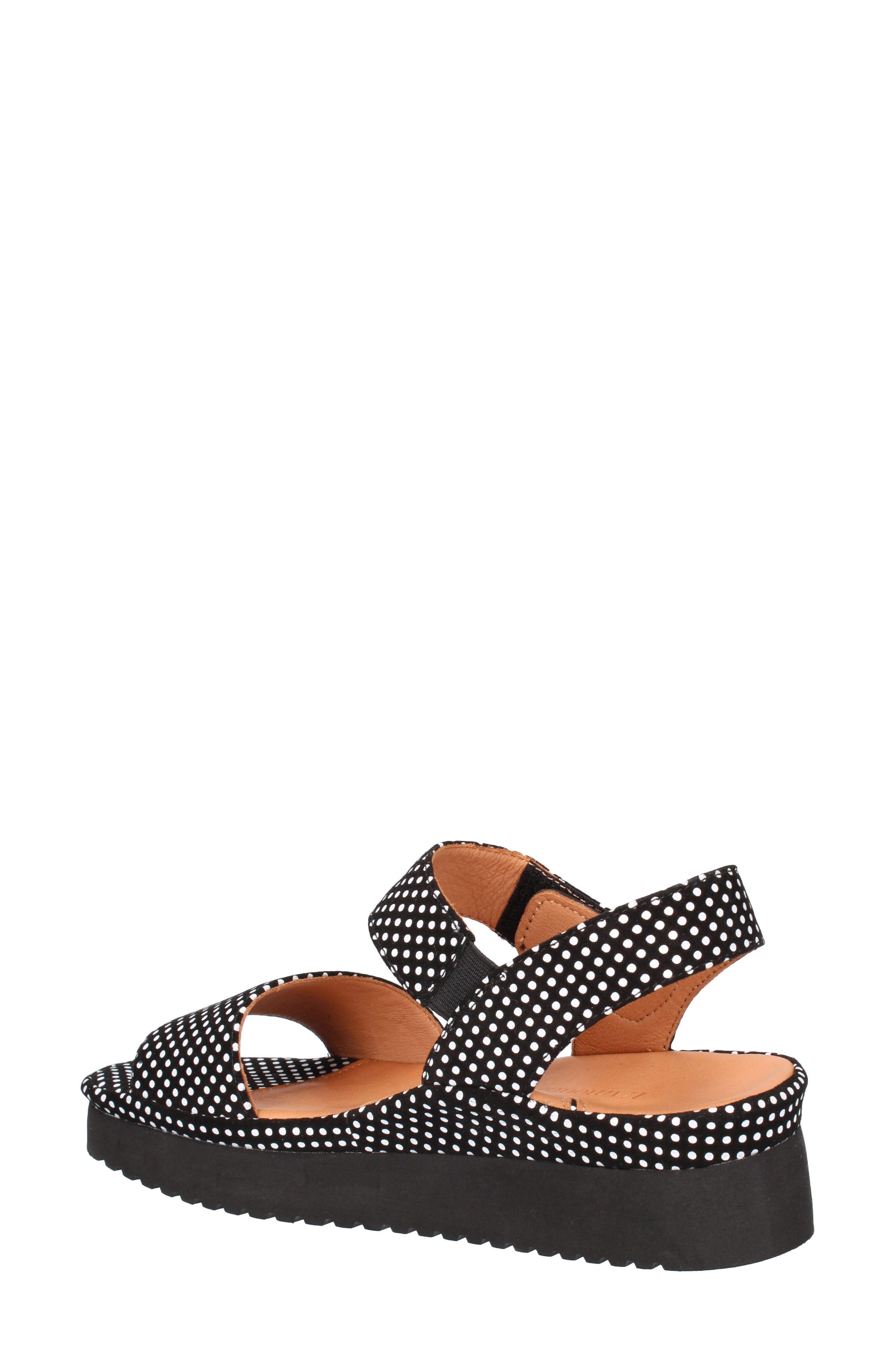 L'Amour des Pieds Abrilla Platform Sandal, Alternate, color, Black/ White