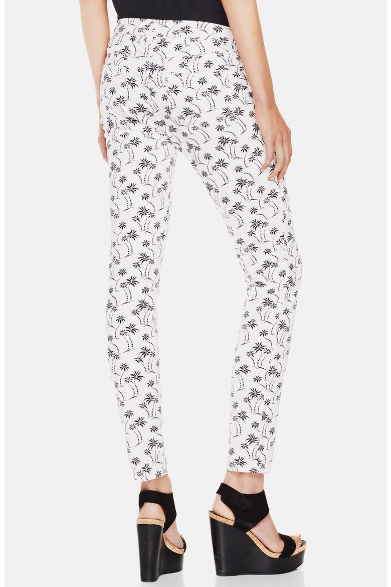 'Palm Getaway' Print Skinny Jeans, Alternate, color, NEW IVORY