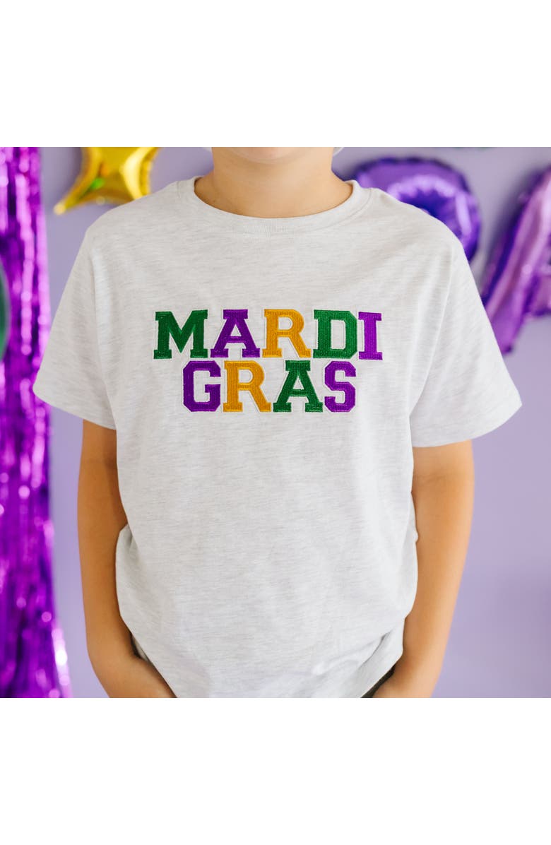Sweet Wink Mardi Gras Patch Short Sleeve T-Shirt, Alternate, color, Ash