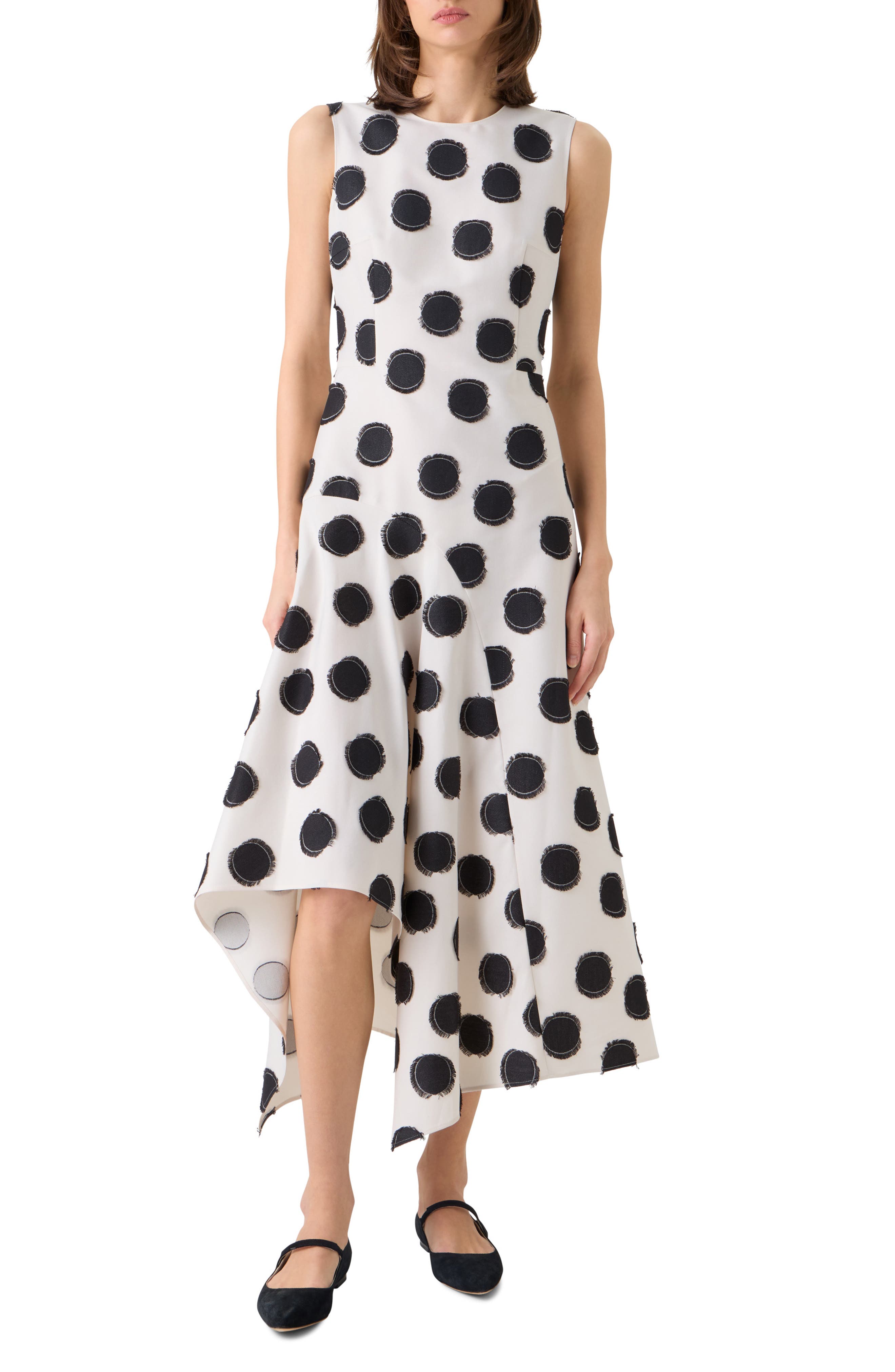 selected CREAM-BLACK