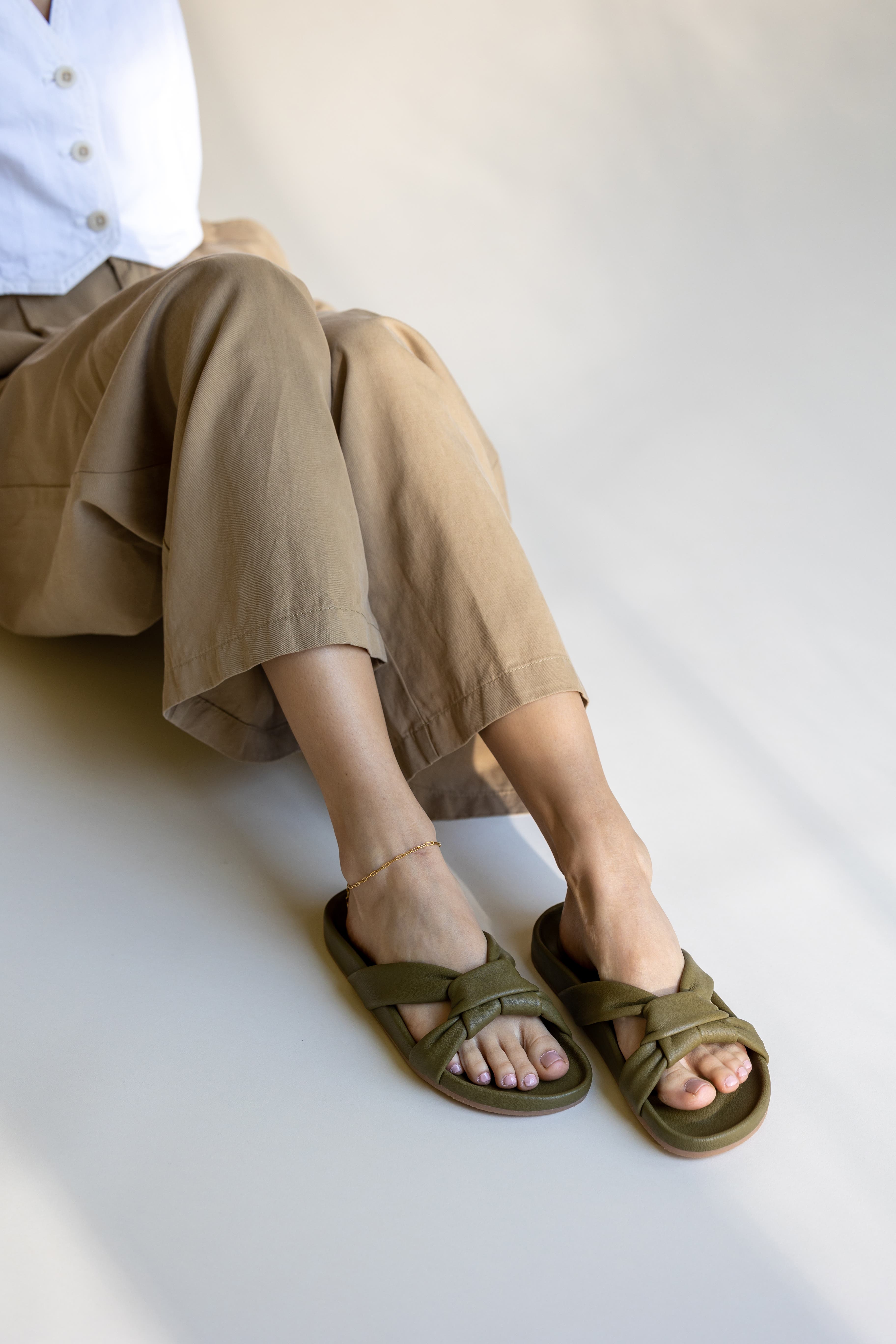 Huma Blanco Cassie Slide Sandal, Alternate, color, 