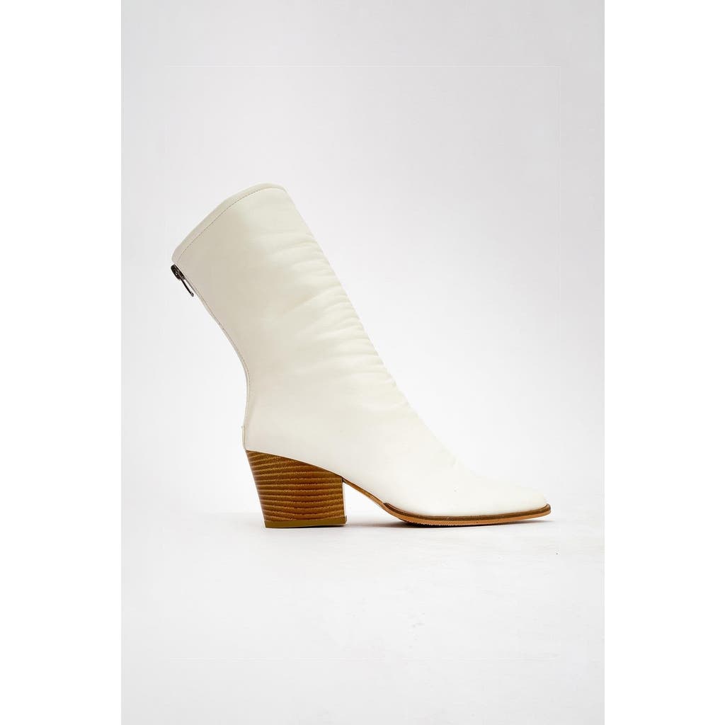 Prologue Shoes Laval Back-zip Block Heel Boot In White