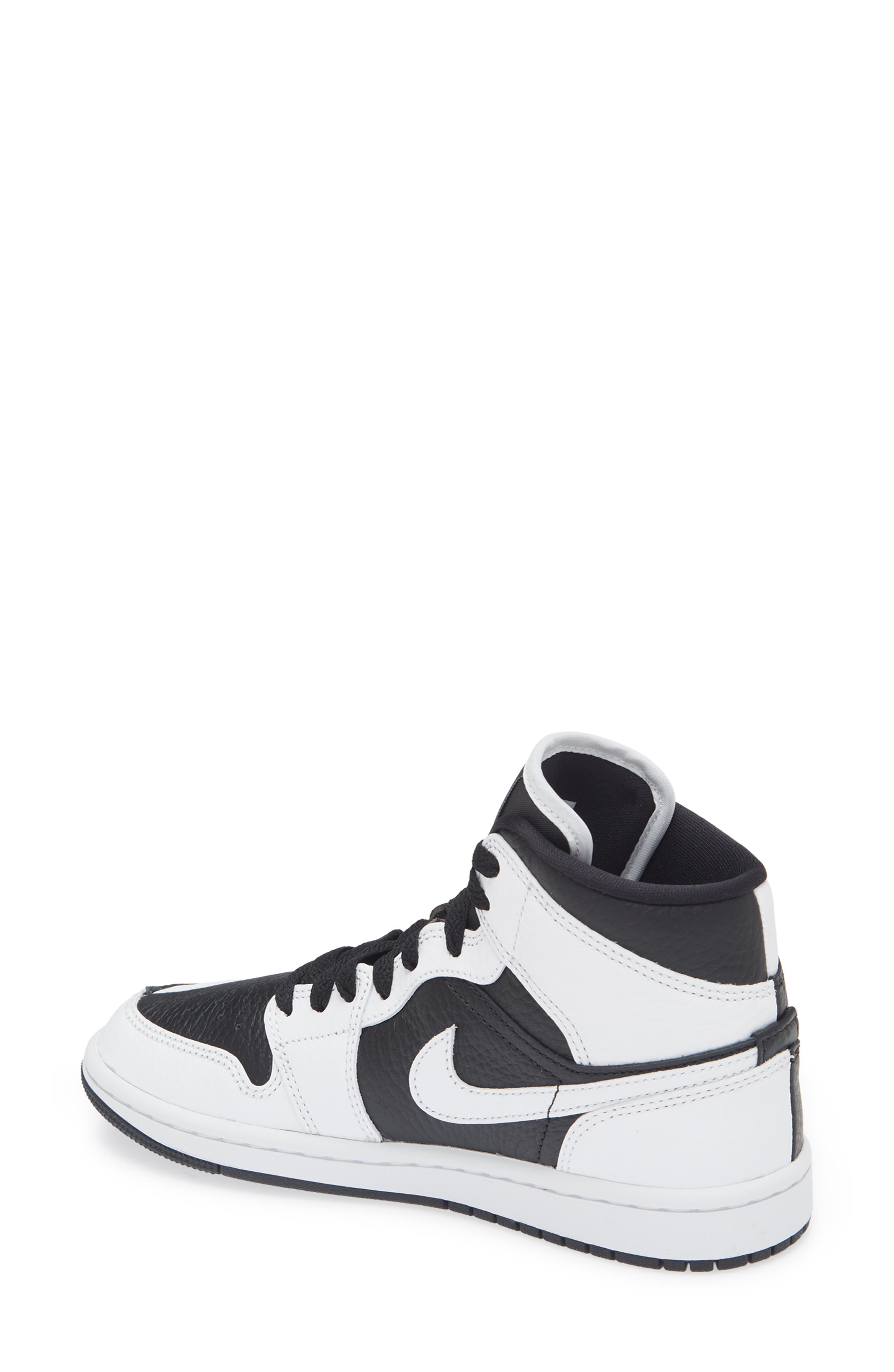 Air Jordan 1 Mid SE Basketball Sneaker, Alternate, color, WHITE/ BLACK/ WHITE