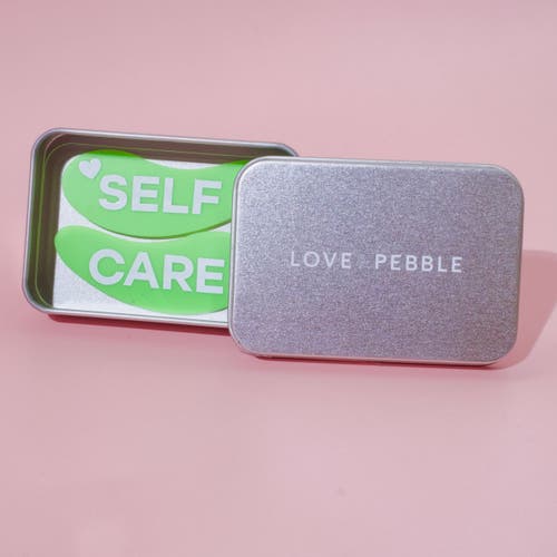 Love And Pebble Reusable Silicone Eye Mask In Light Green