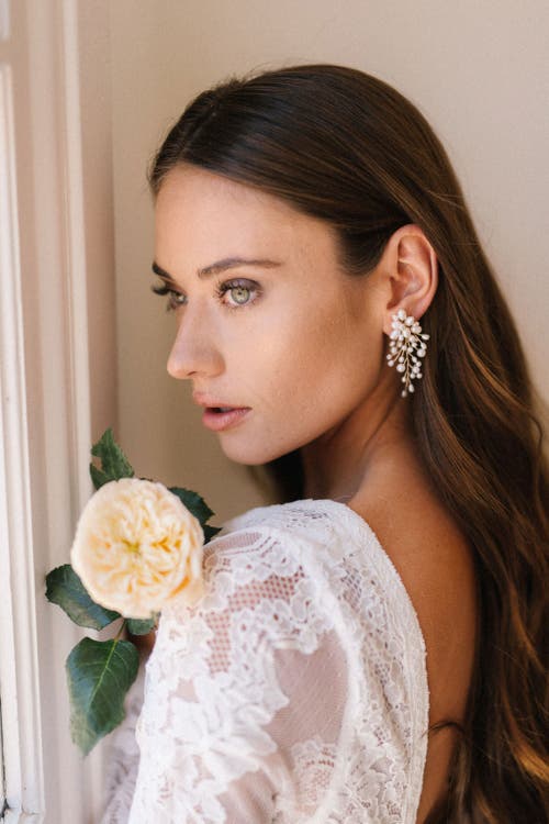 Untamed Petals Moore Freshwater Pearl Earrings In Gold