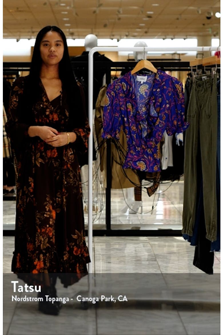 Chella Puff Sleeve Peplum Top video