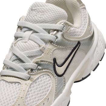 Kids' V5 RNR Sneaker