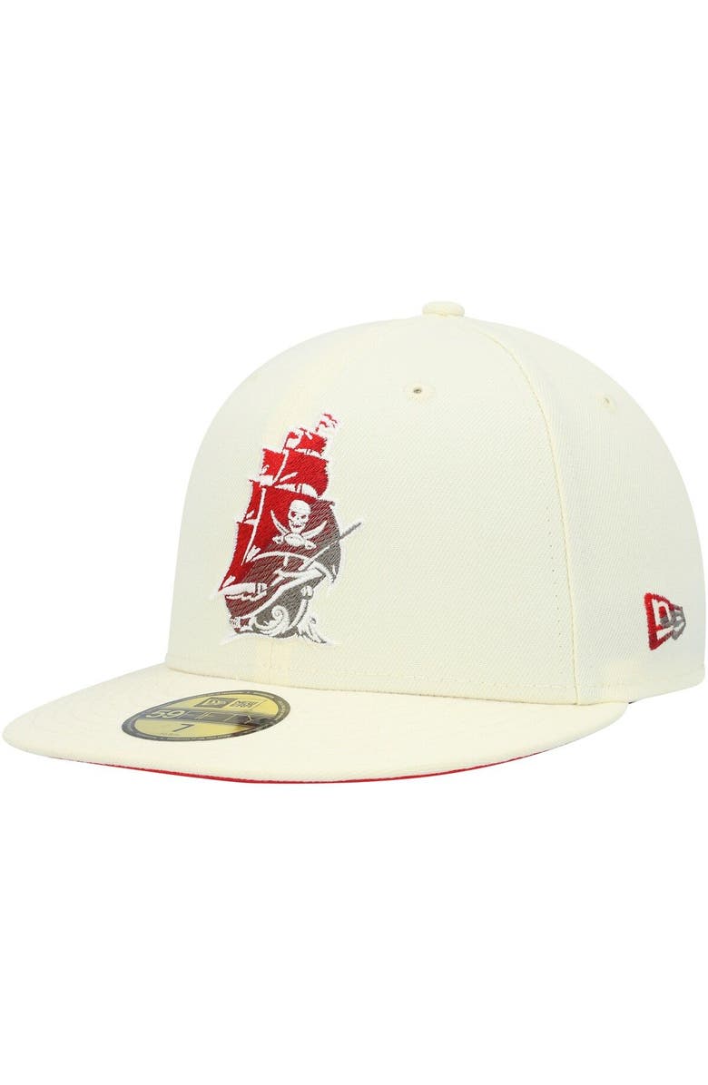 New Era Men's New Era Cream Tampa Bay Buccaneers Chrome Color Dim 59FIFTY Fitted Hat, Main, color, Cream