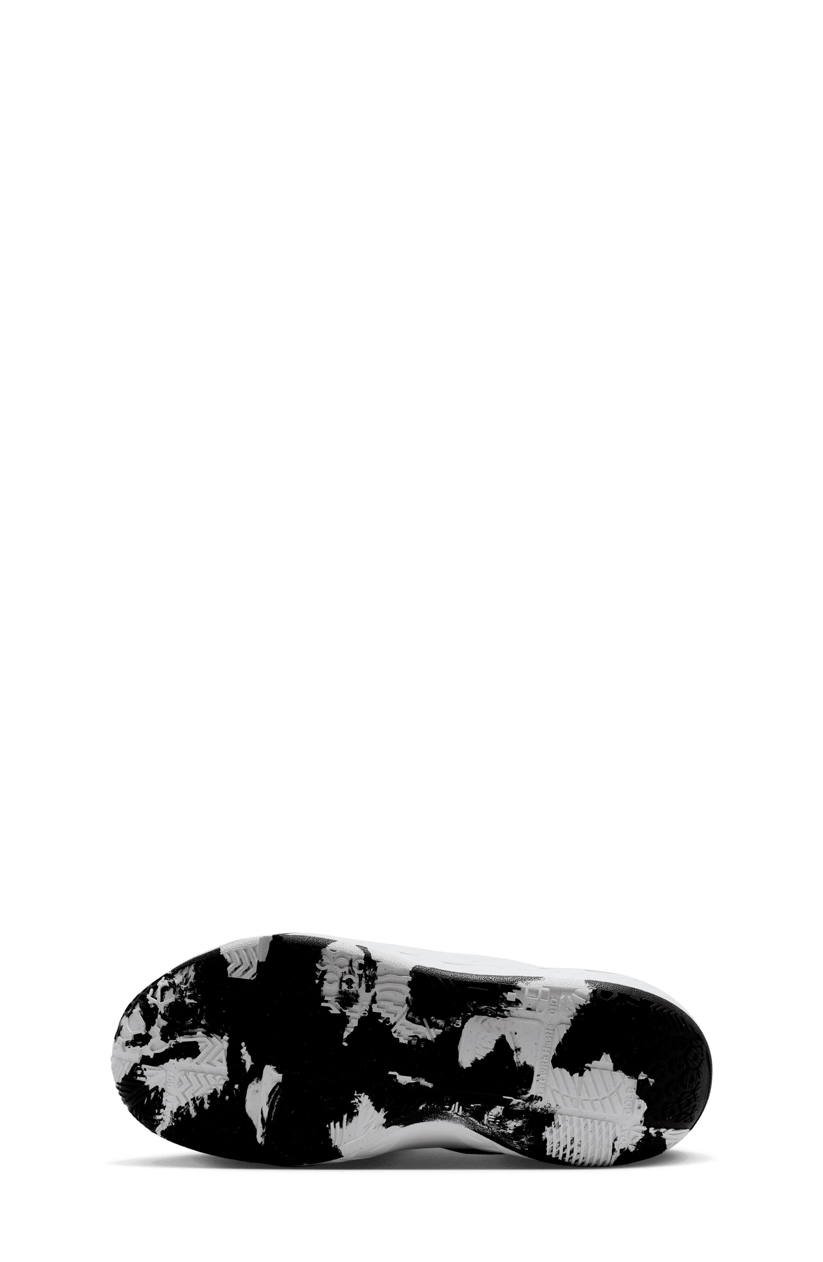 Nike Kids' Team Hustle D 12 Basketball Shoe, Alternate, color, White/ Black/ White