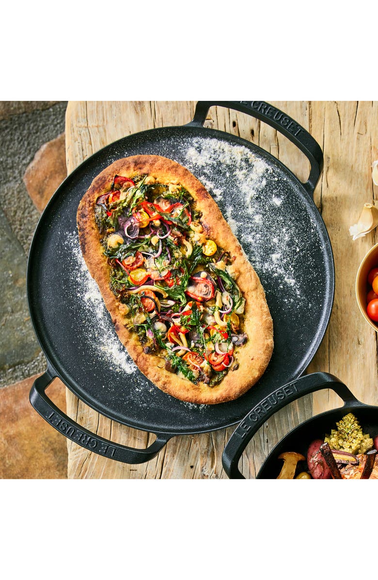 Le Creuset Alpine Pizza Pan, Alternate, color, Matte Black