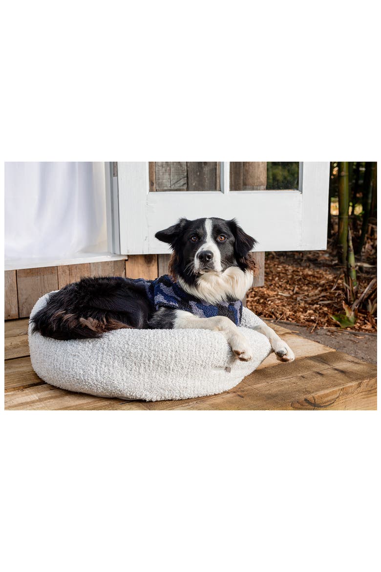CozyChic® Round Pet Bed, Alternate, color, PEARL-SILVER
