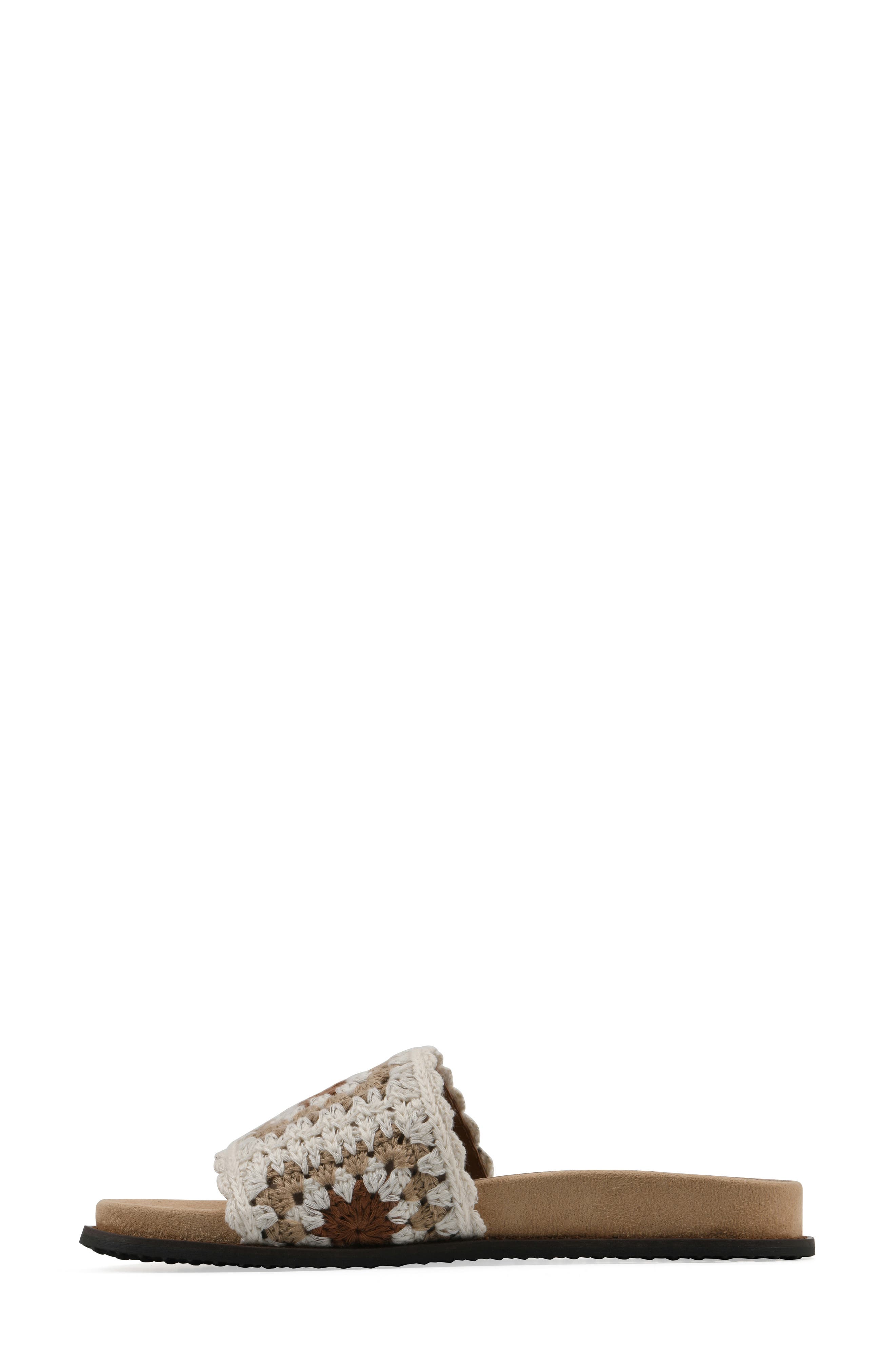 CLIFFS BY WHITE MOUNTAIN Maxim Slide Sandal, Alternate, color, Cream Multi Fabric