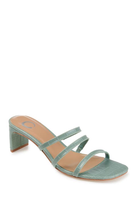 JOURNEE Hariett Pump (Women)