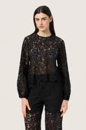 Soaked in Luxury SLHanni Round Neck Lace Blouse