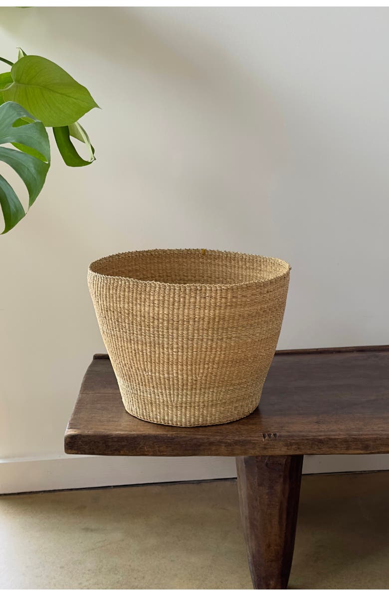 Mbare Handwoven Natural Planter Basket, Alternate, color, Natural