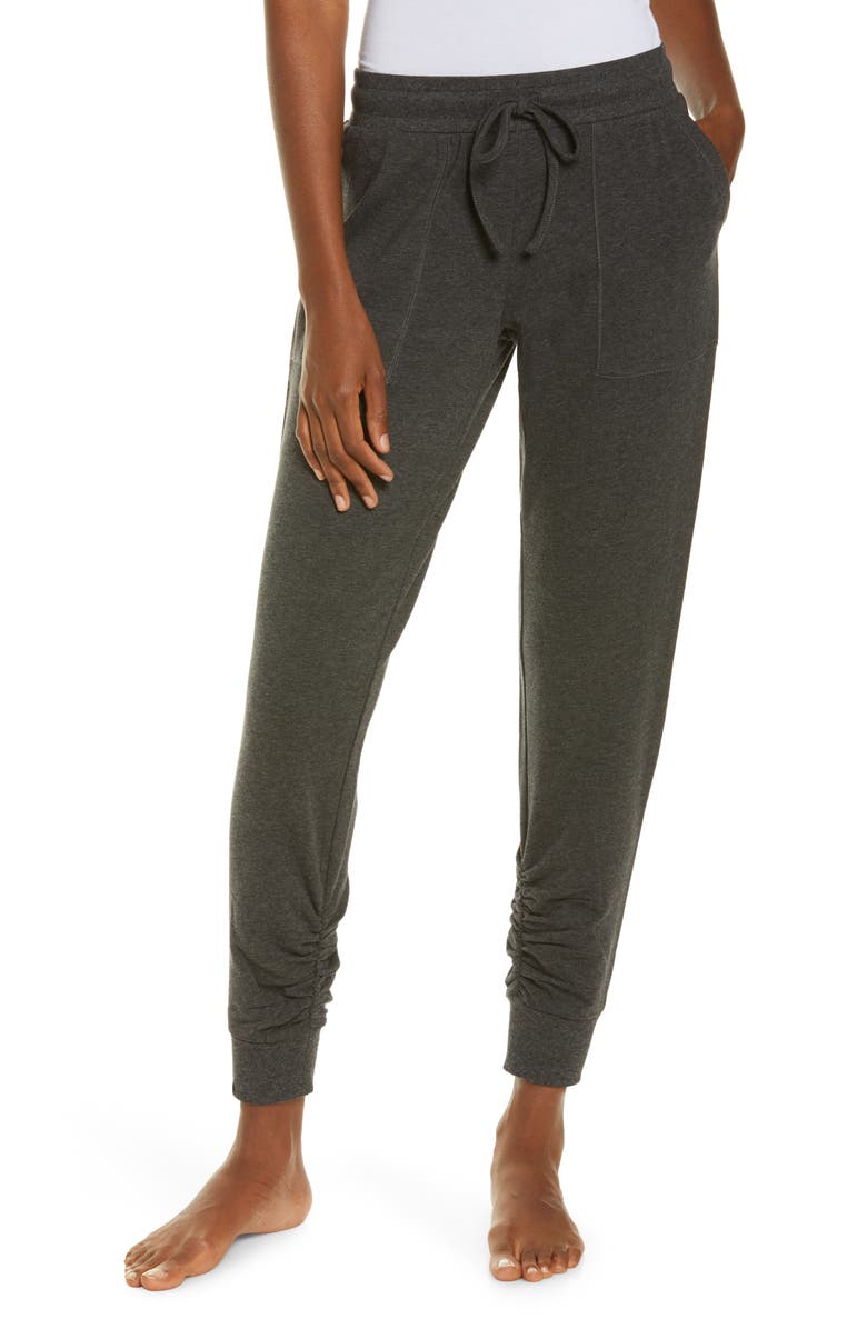Barefoot Dreams<sup>®</sup> Malibu Collection Luxe Lounge Joggers, Main, color, 