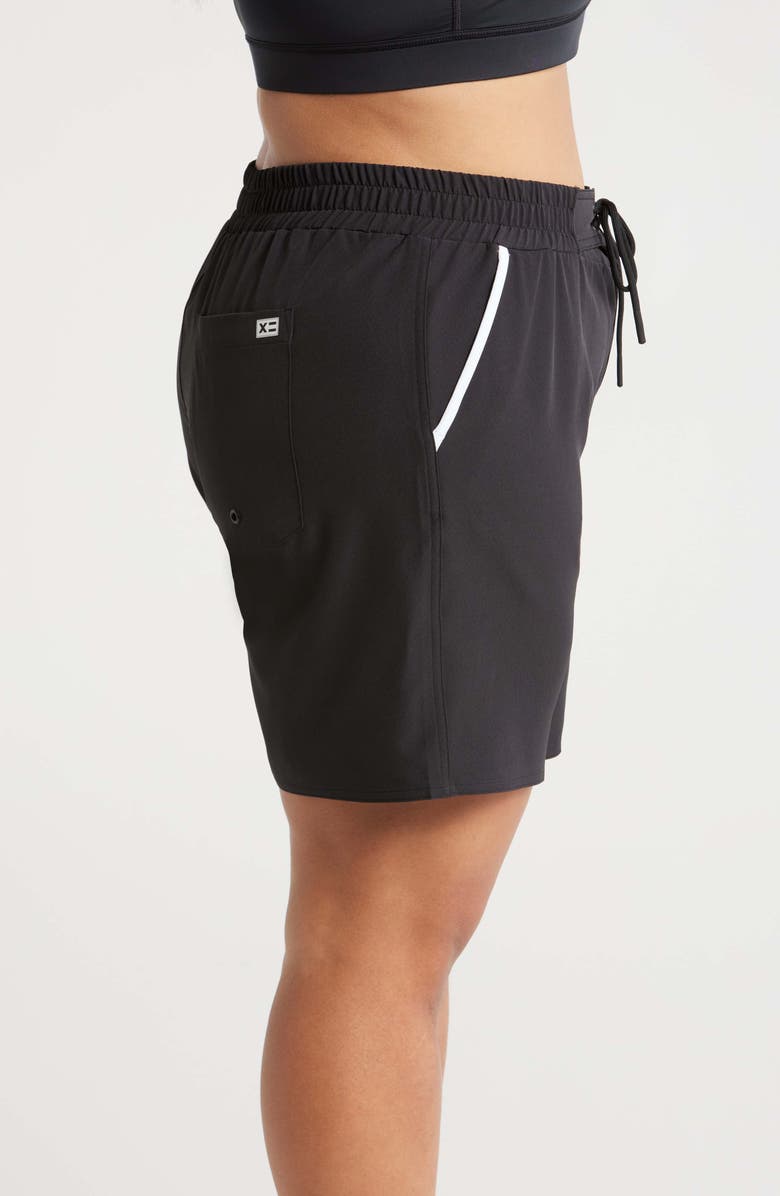 TomboyX Heritage 7-Inch Board Shorts, Alternate, color, Black Novelty